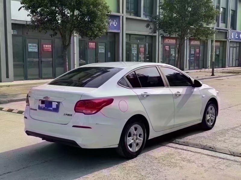 济宁19年雪佛兰科沃兹7