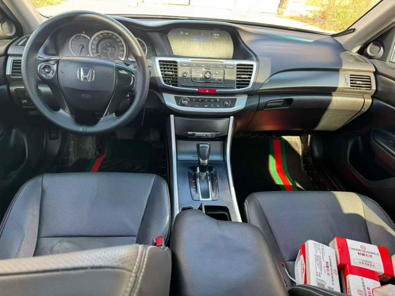 邯郸15年本田雅阁6