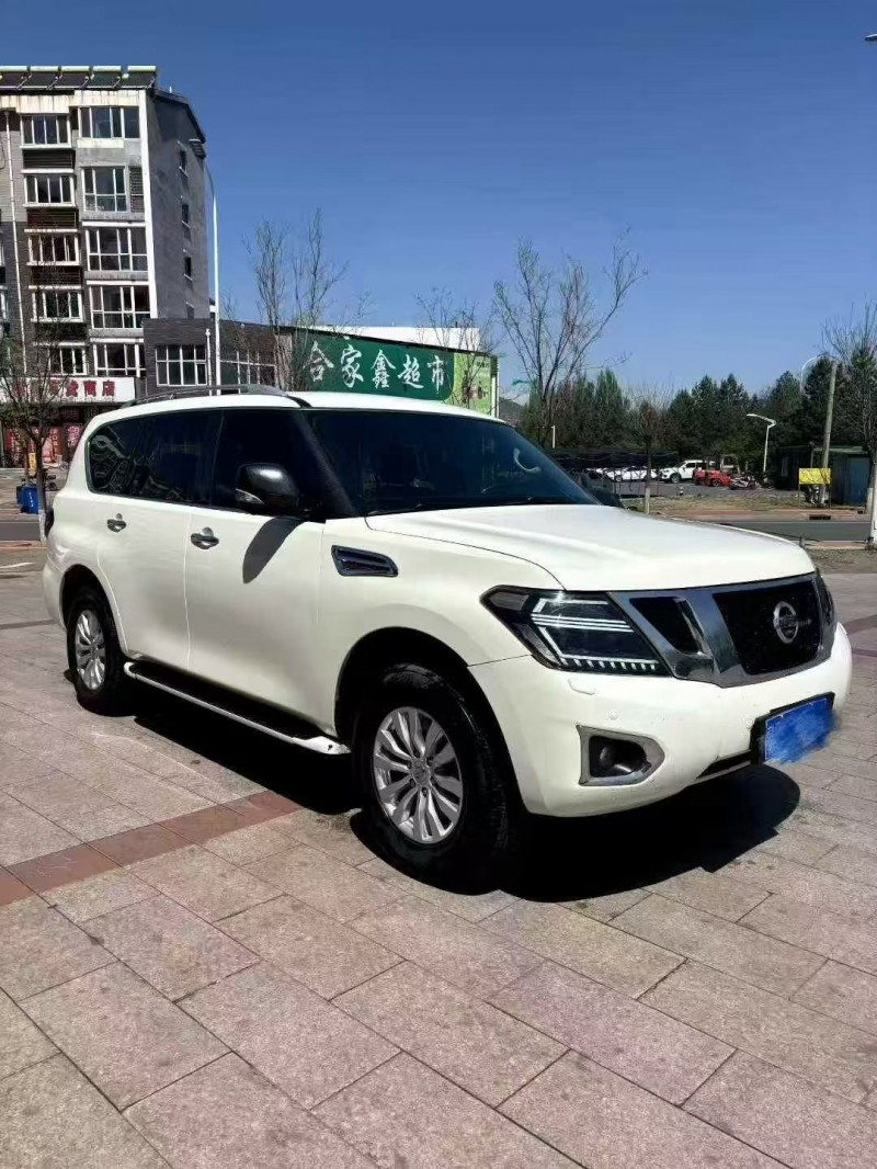 邯郸18年日产途乐3