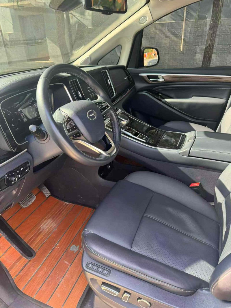 保定21年传祺M85