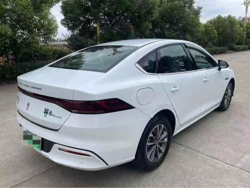 南通24年比亚迪秦8