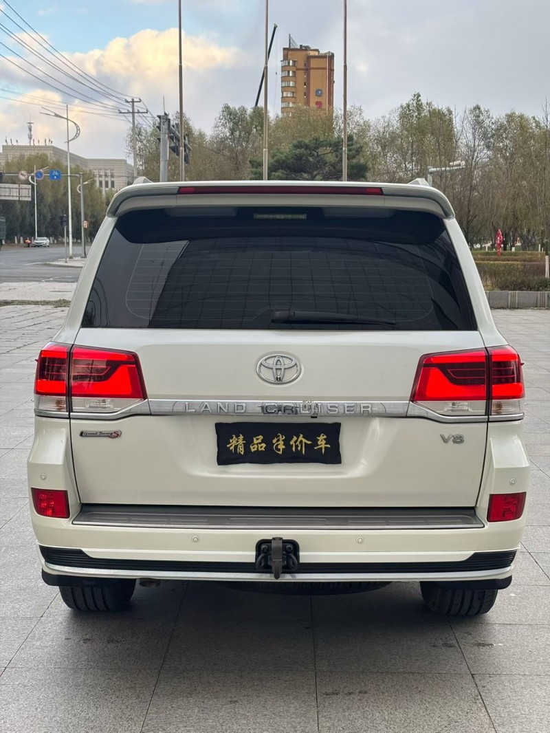 吉林17年丰田兰德酷路泽4