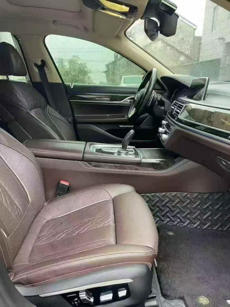 苏州16年宝马7系4