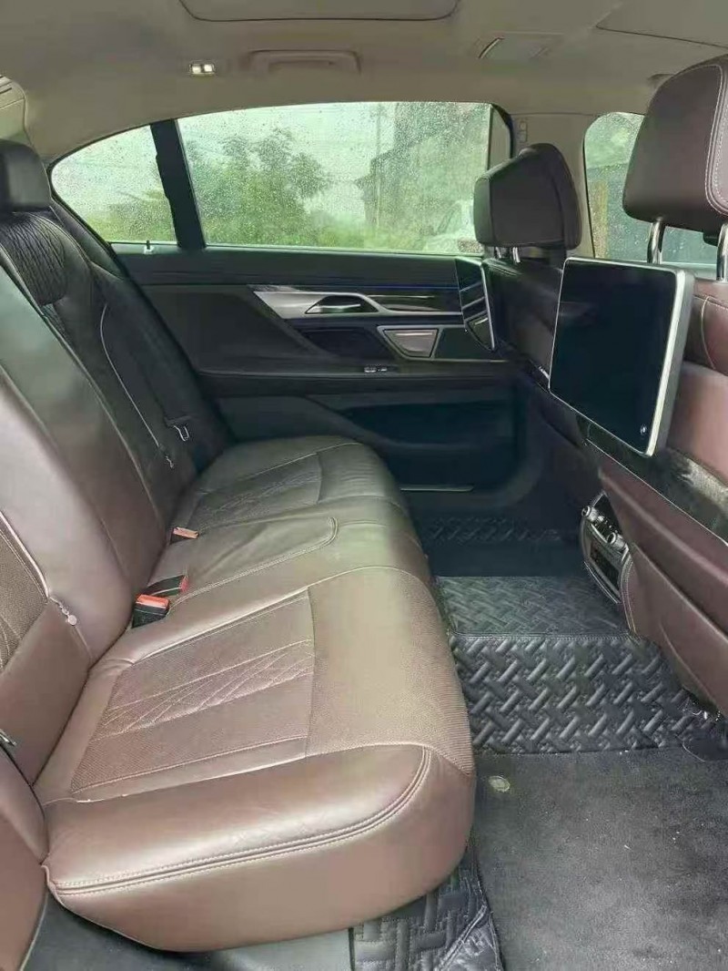 苏州16年宝马7系8