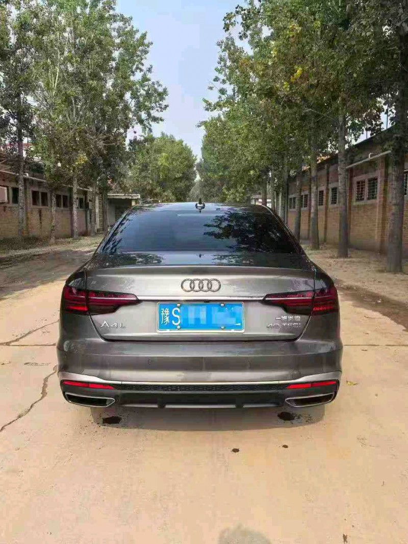 石家庄22年奥迪A4L9