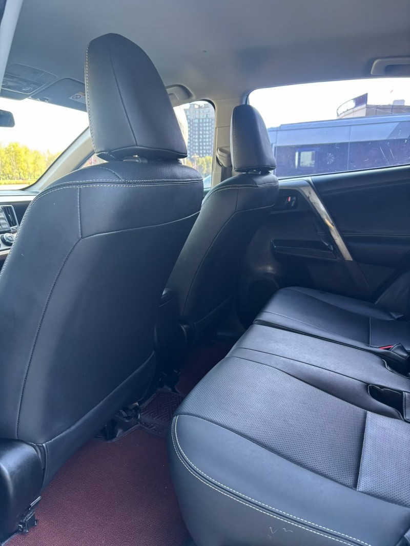 吉林18年丰田RAV49