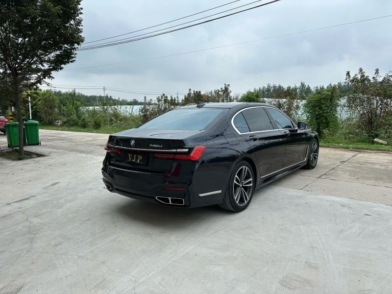 徐州17年宝马7系4