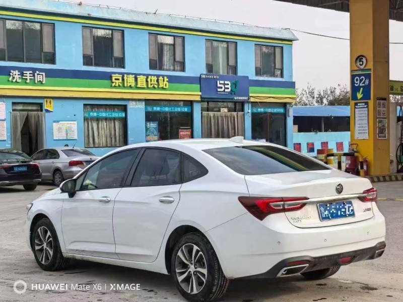 菏泽22年别克威朗8