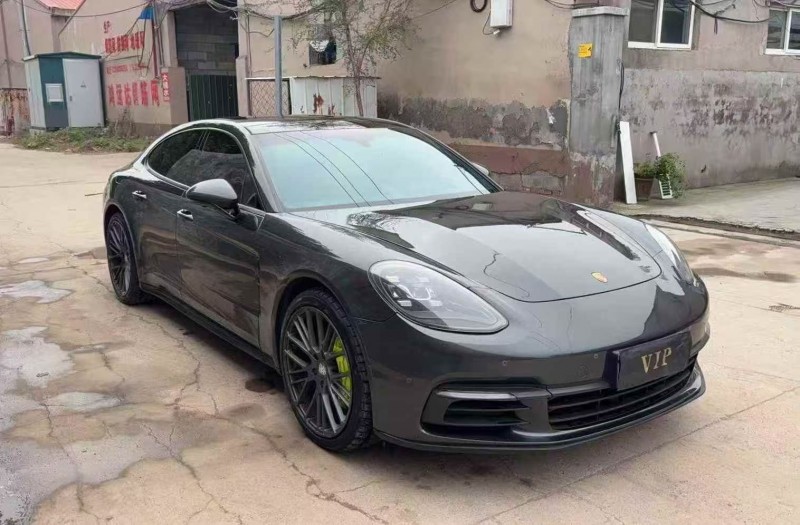 泰安18年保时捷帕拉梅拉2