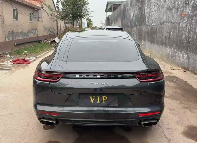 泰安18年保时捷帕拉梅拉6