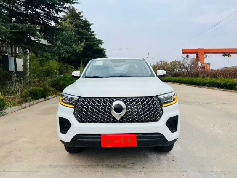 青岛25年长城汽车风骏1