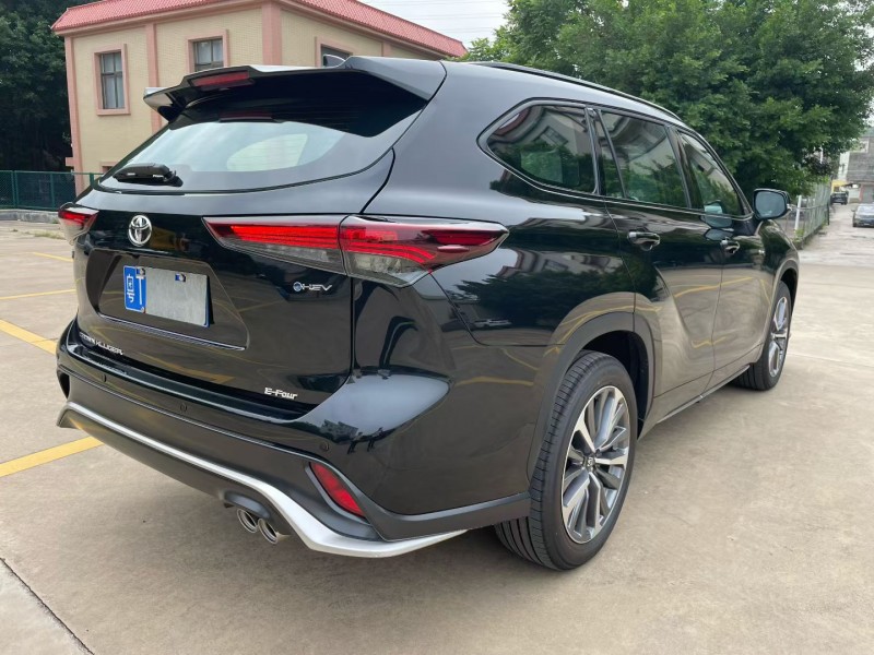 中山25年丰田皇冠4