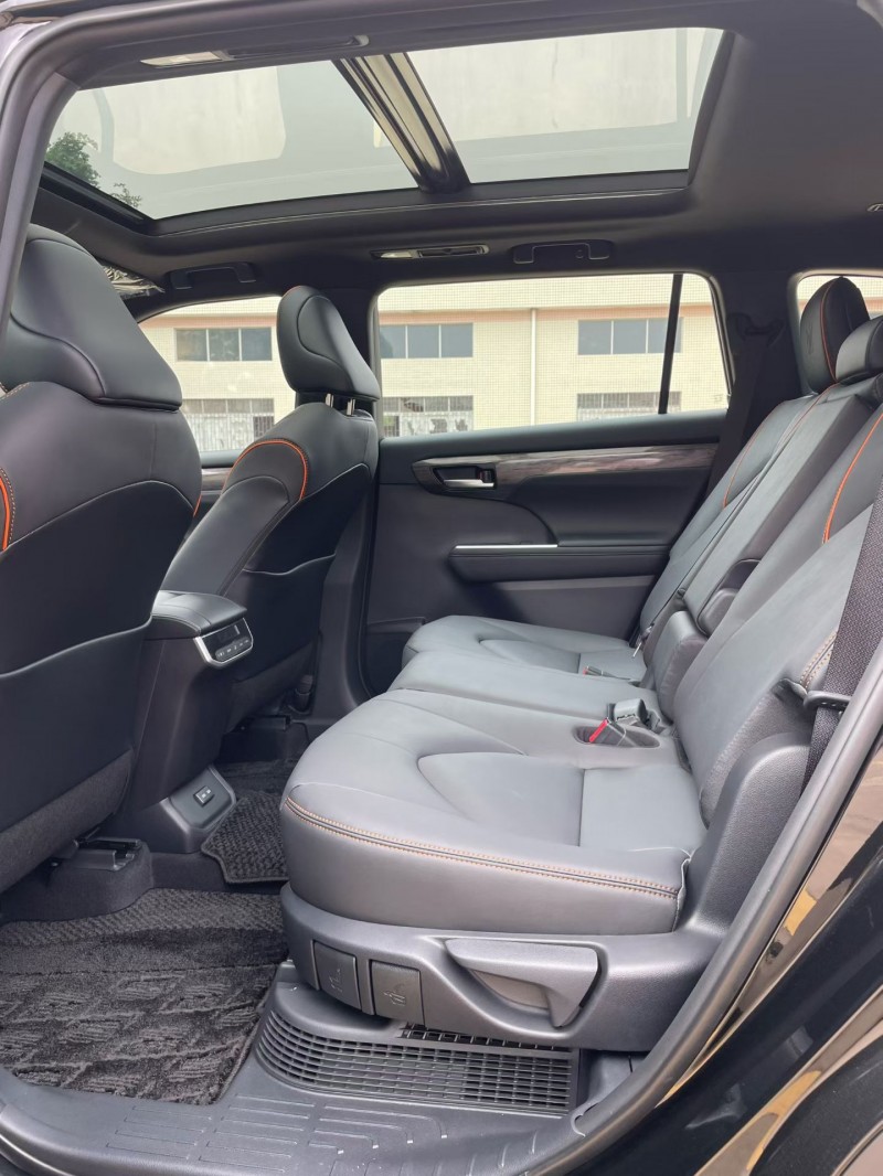 中山25年丰田皇冠6