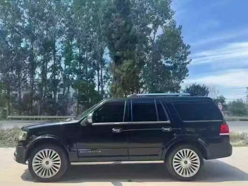 菏泽17年林肯领航员7