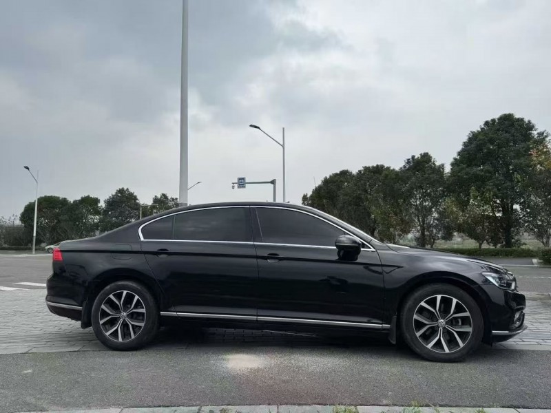 烟台20年大众迈腾8