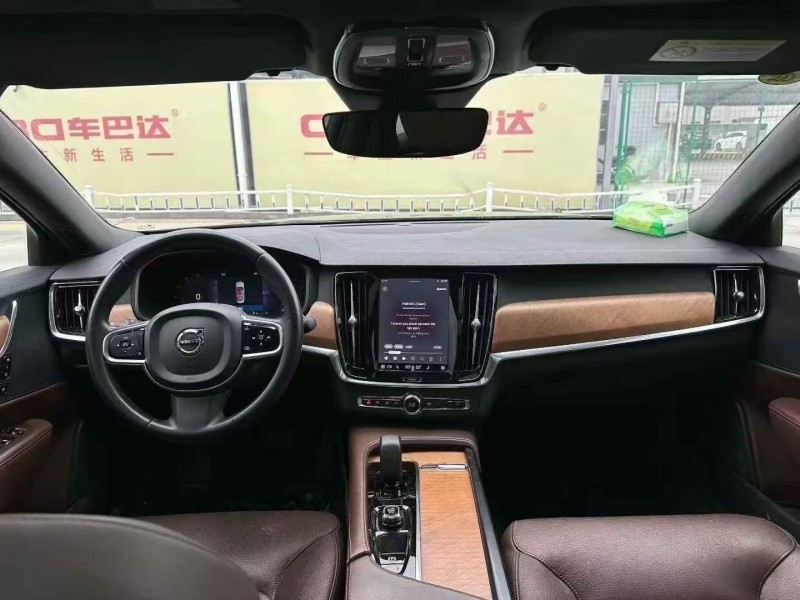 济宁22年沃尔沃S906