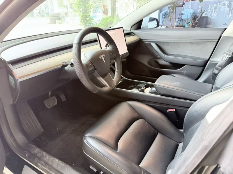 临沂19年特斯拉MODEL 38