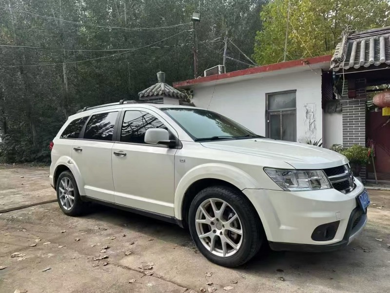 东营15年道奇酷威3