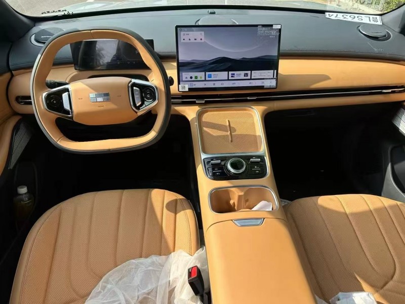 潍坊25年吉利银河5