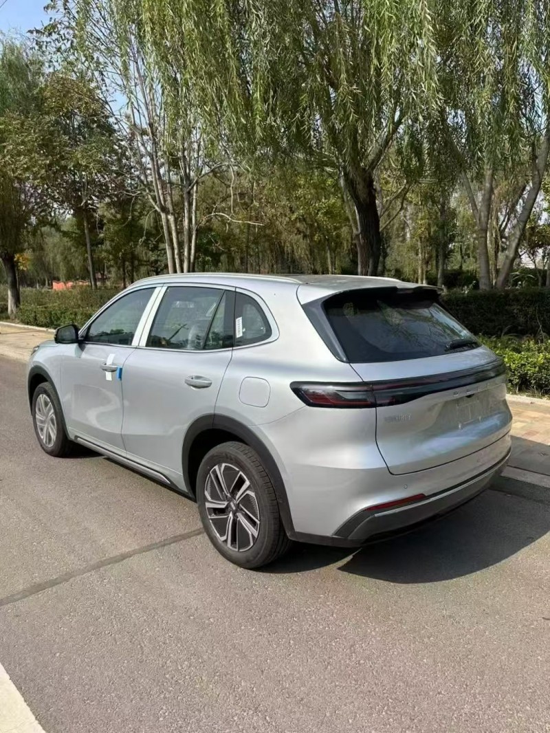 潍坊25年吉利银河8