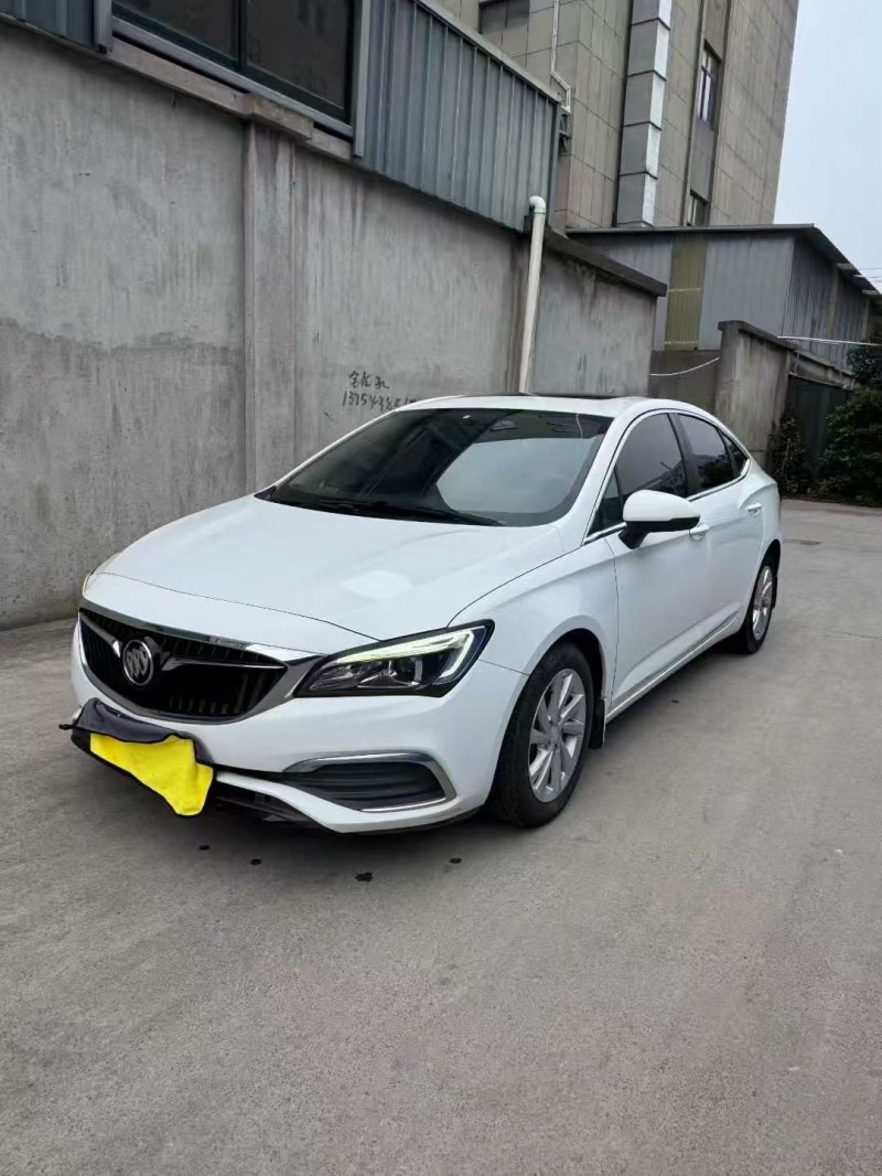 金华18年别克威朗2