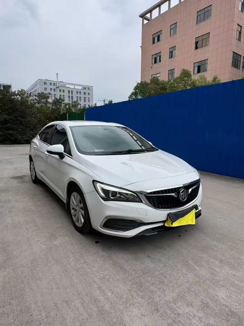 金华18年别克威朗3