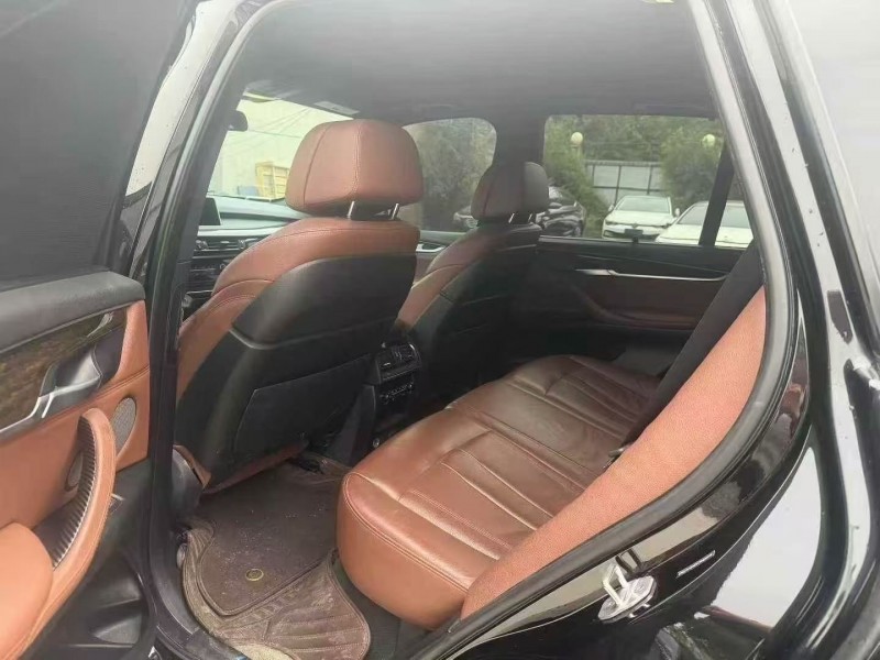 东营17年宝马X54