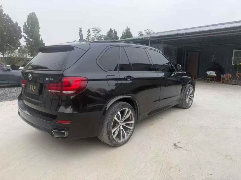 东营17年宝马X57