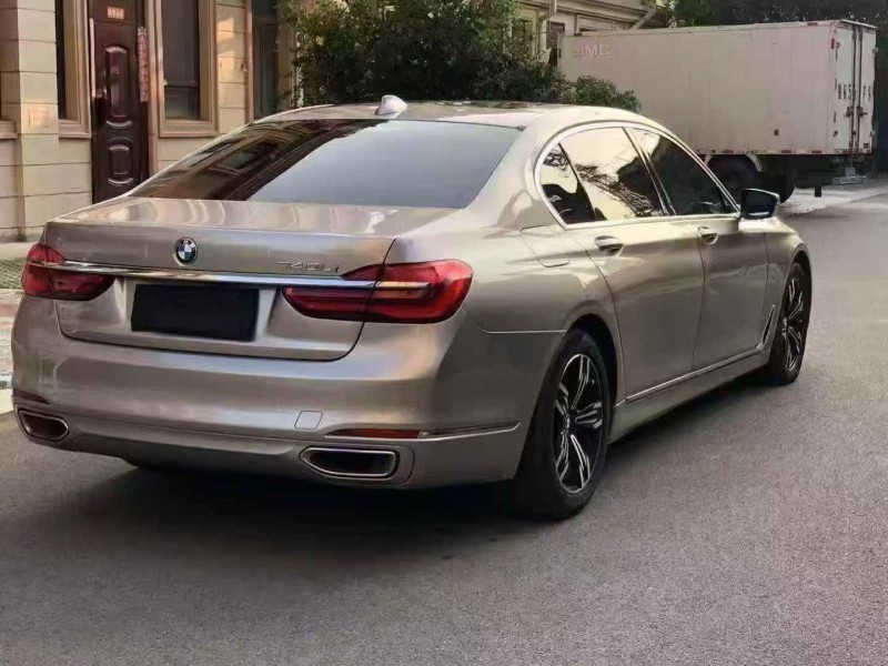 莆田17年宝马7系7