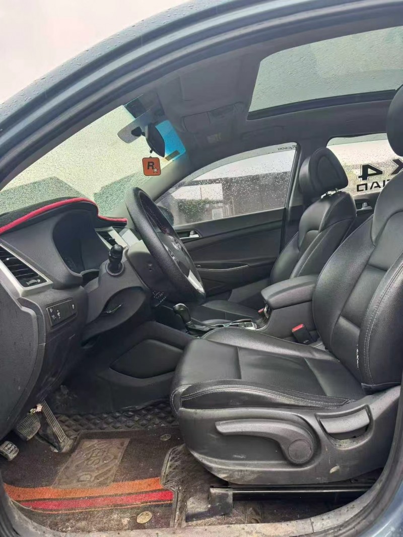 鹤壁16年现代途胜5