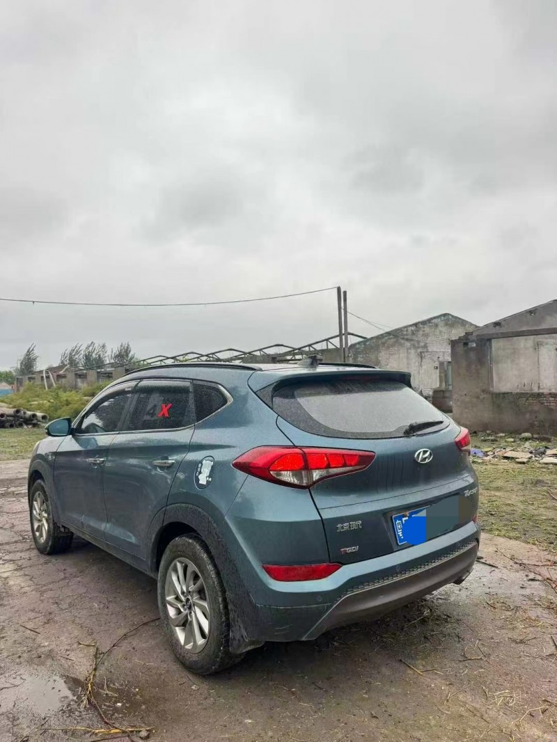 鹤壁16年现代途胜7