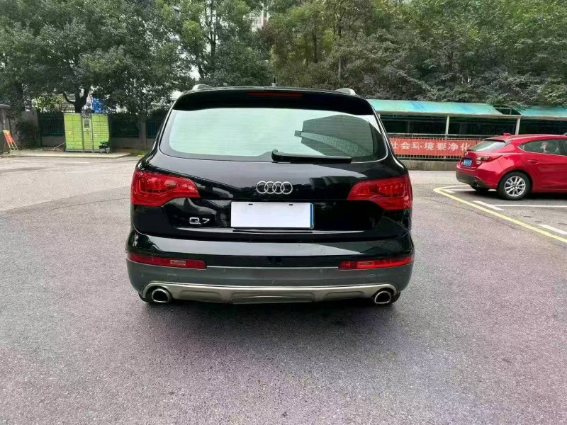 长沙15年奥迪Q76