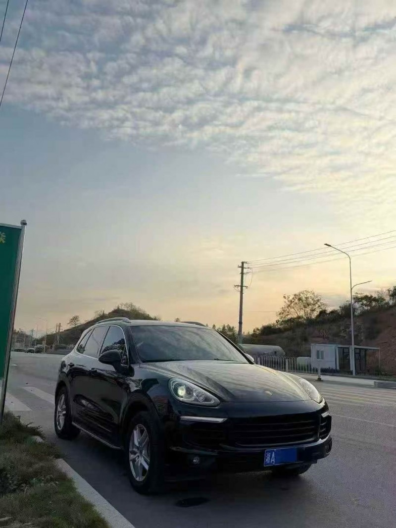 邵阳18年保时捷卡宴2