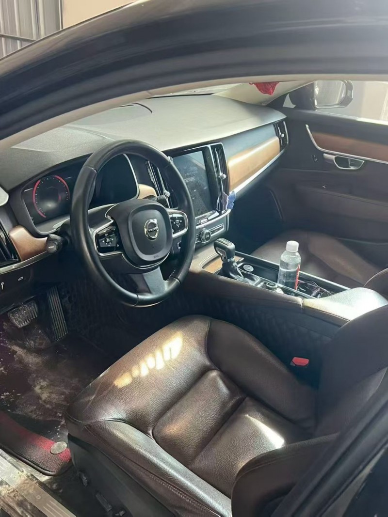 贵阳19年沃尔沃S905