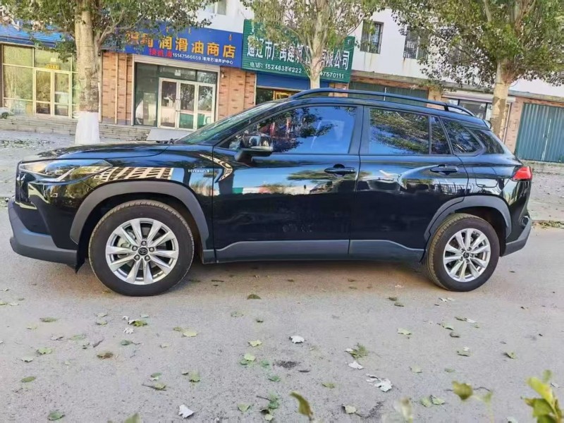 乌海24年丰田锐放2