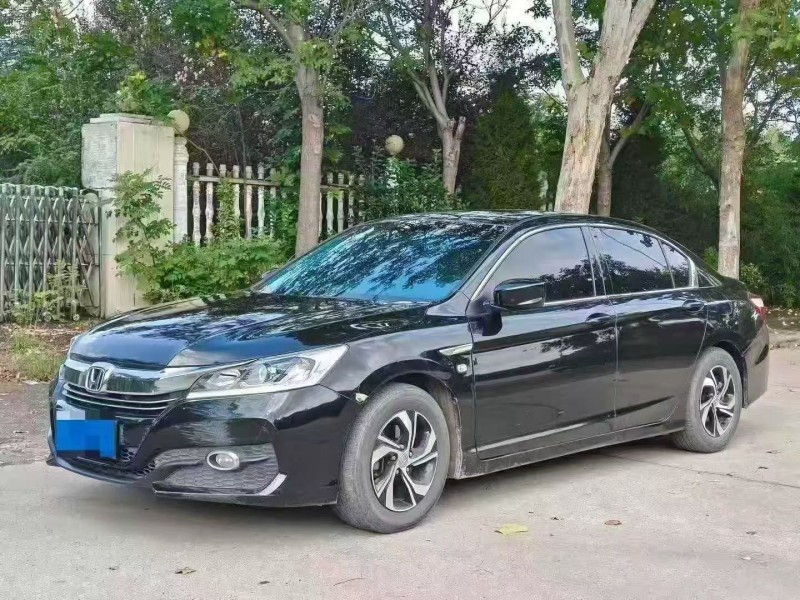 鹤壁17年本田雅阁3