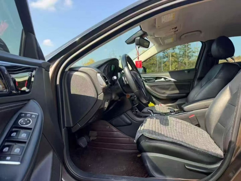 泰安17年英菲尼迪QX304