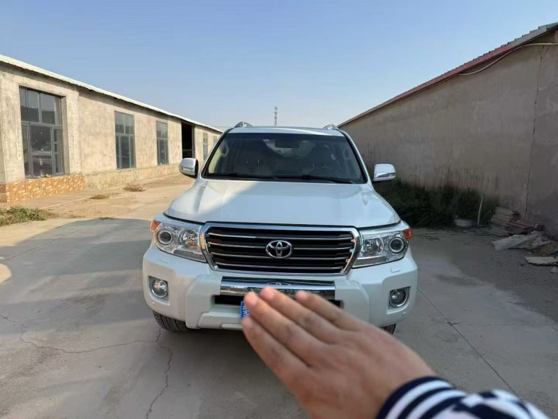 赤峰14年丰田兰德酷路泽1
