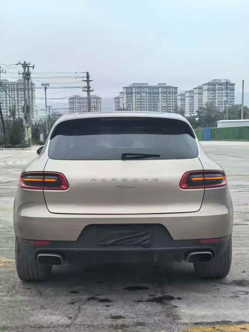常州16年保时捷Macan9