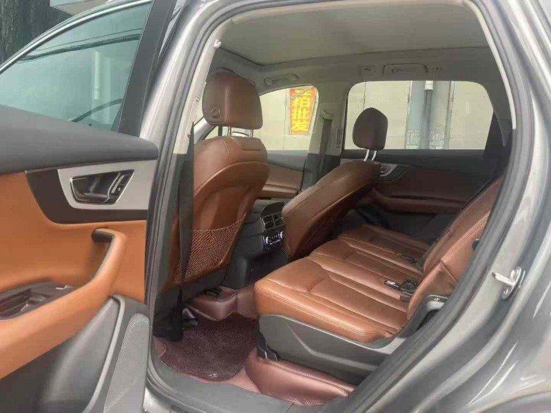 保定16年奥迪Q75