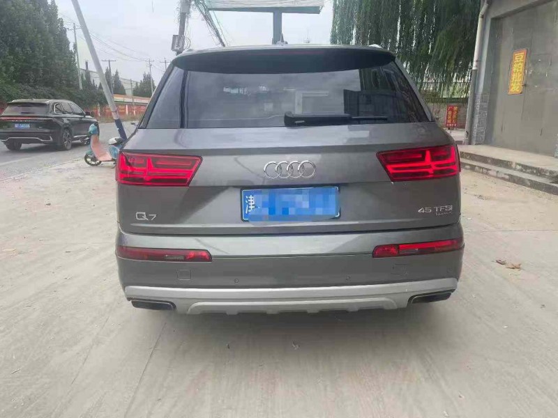 保定16年奥迪Q79