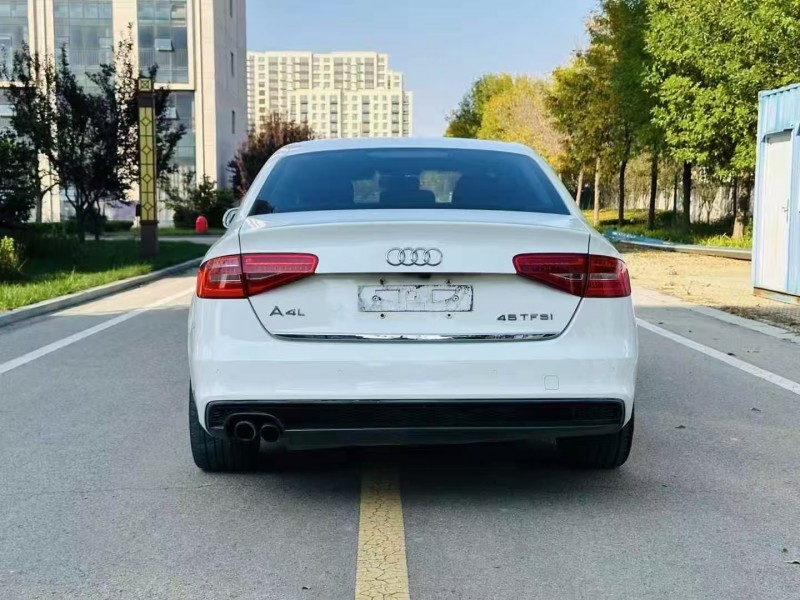 枣庄17年奥迪A4L6