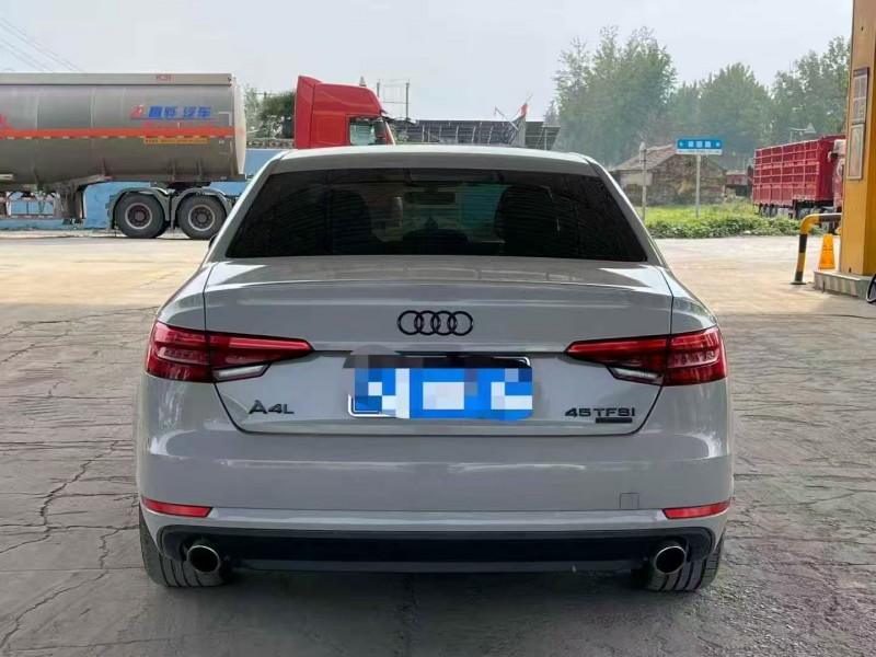 菏泽17年奥迪A4L8