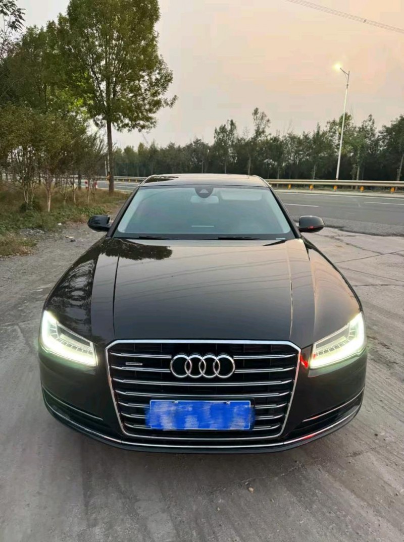 东营15年奥迪A8L1
