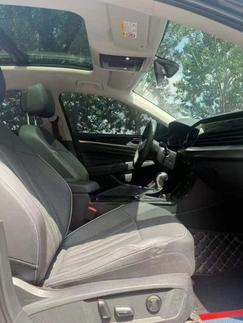 吉林25年大众迈腾8