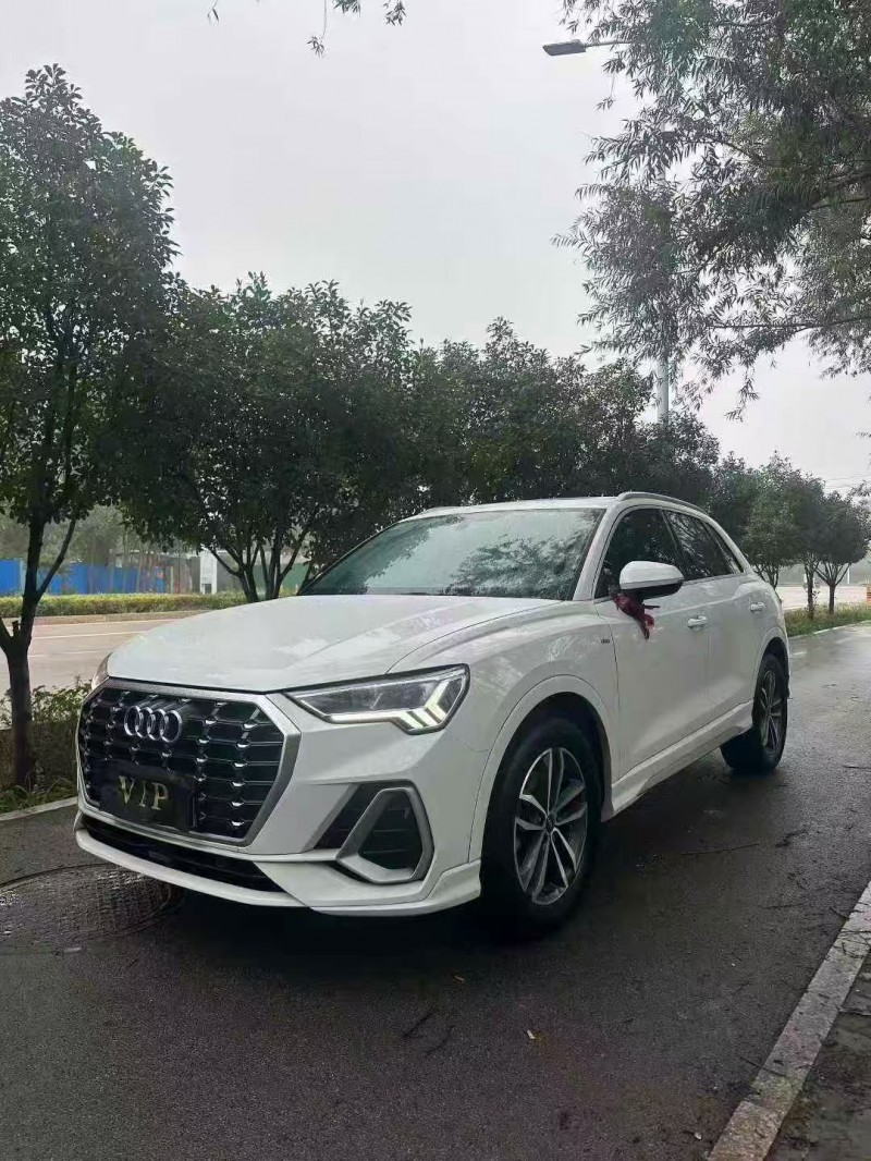 济宁21年奥迪Q32