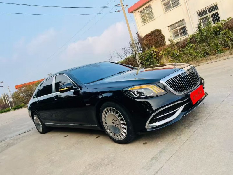 青岛19年奔驰迈巴赫S级2