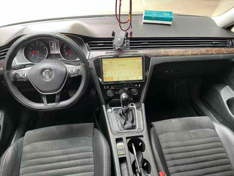 保定18年大众迈腾5