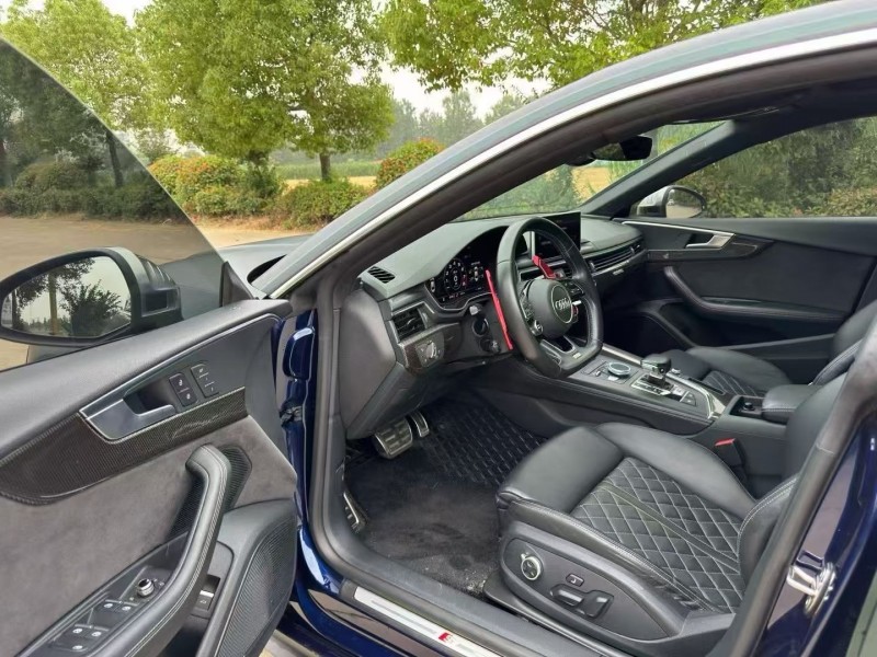 常州19年奥迪S54