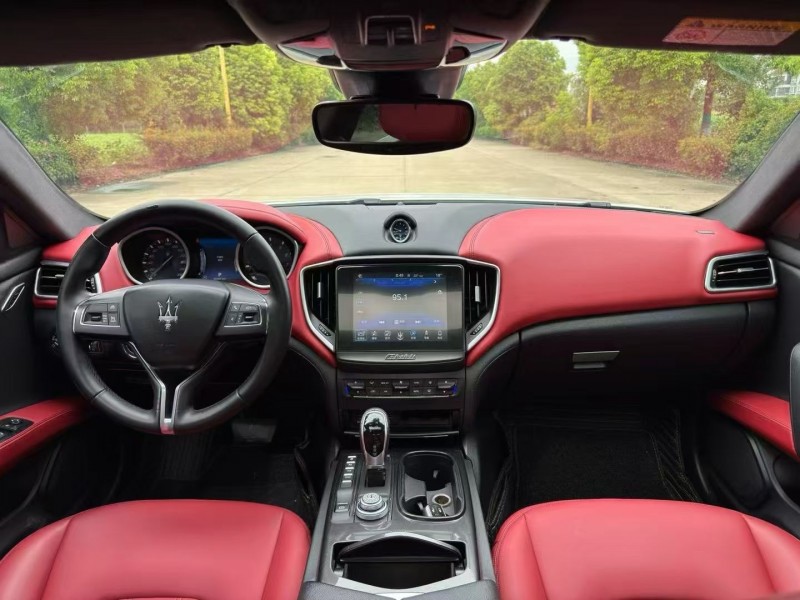 盐城17年玛莎拉蒂Ghibli7